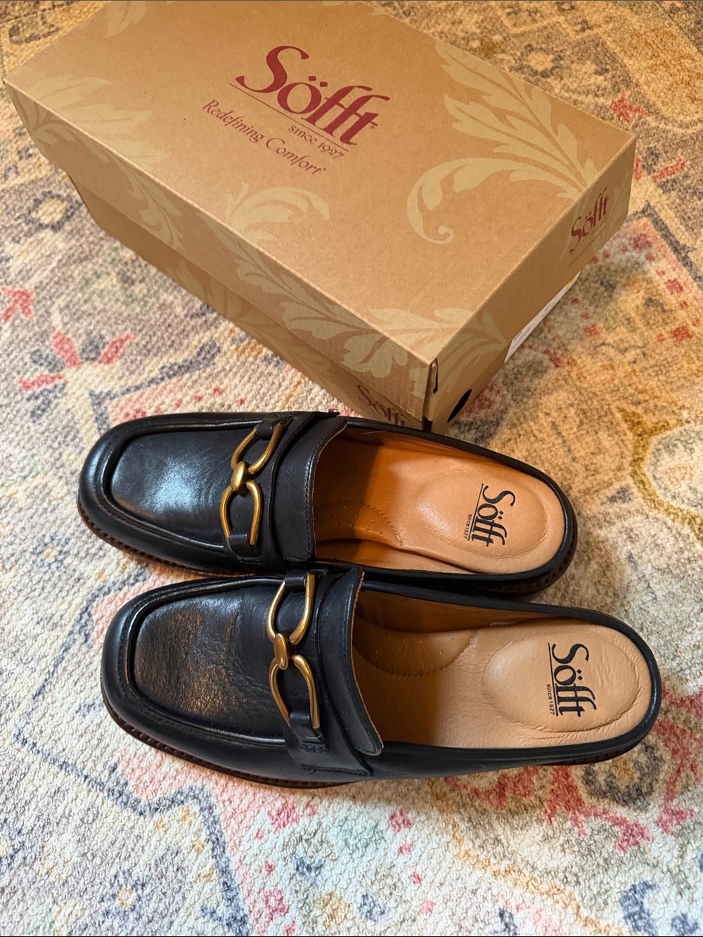 Sofft brand slip on dressy shoe